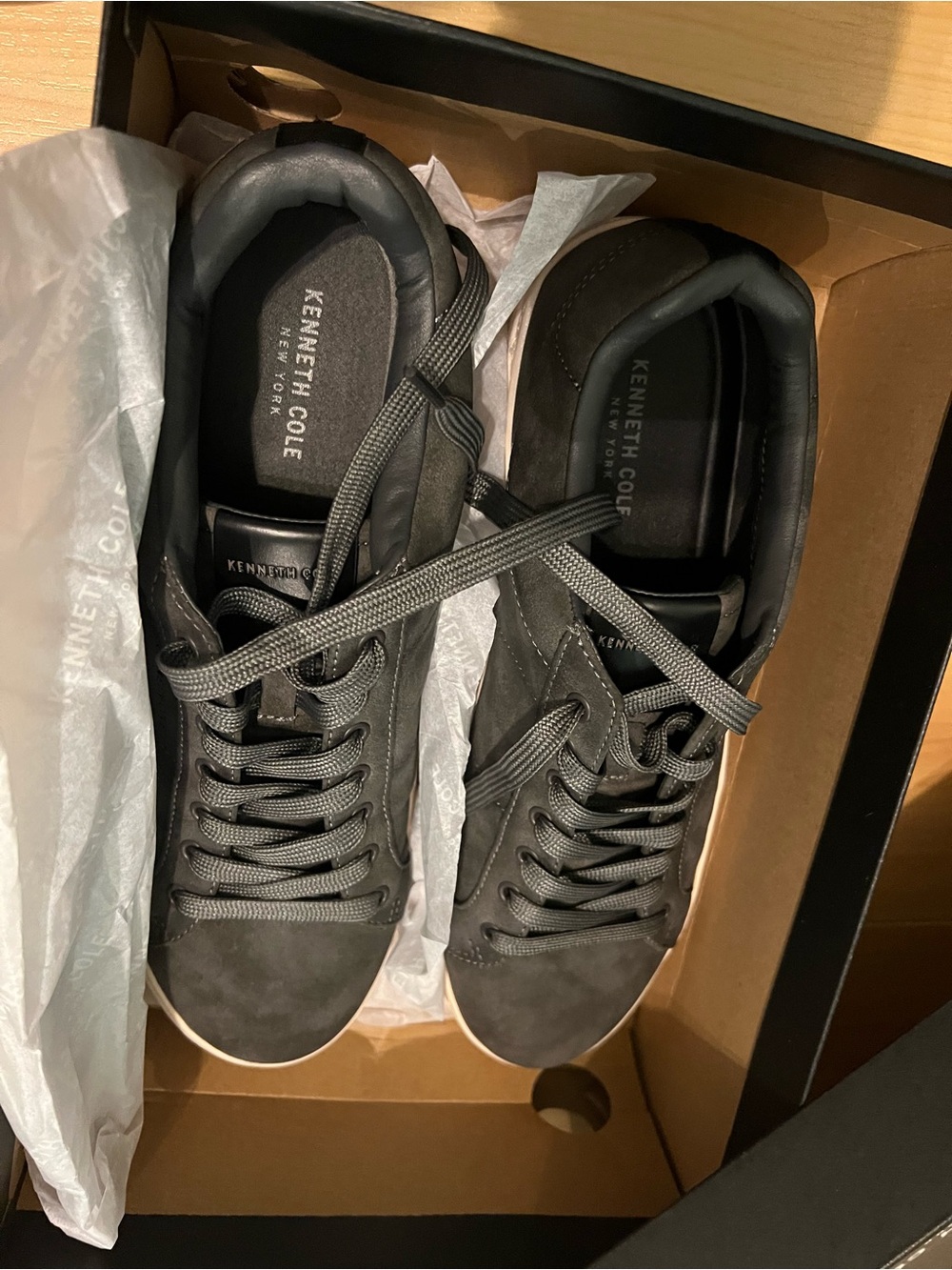 Kenneth Cole Men's Charcoal Gray Low-Top Sneakers